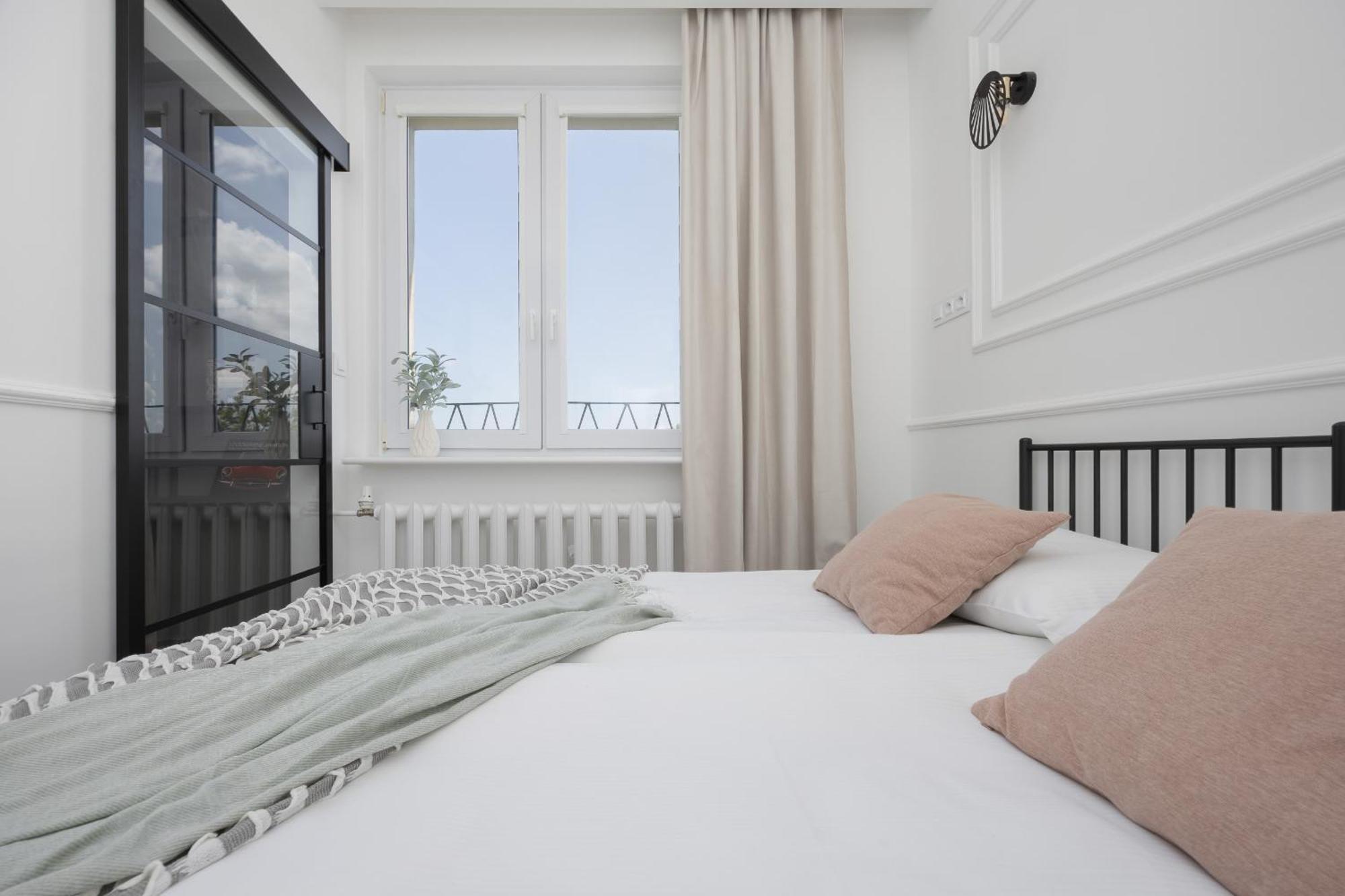 Elegancki Apartament Dla 4 Osob W Warszawie By Noclegi Renters Warsaw Exterior photo